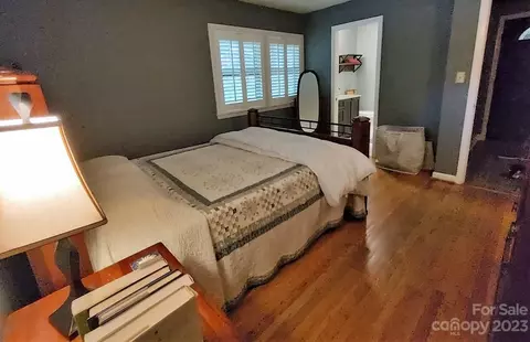 704 3rd Ne Ave, Conover, NC 28613 photo 17