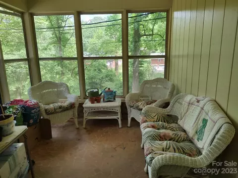 704 3rd Ne Ave, Conover, NC 28613 photo 23