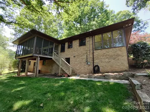 704 3rd Ne Ave, Conover, NC 28613 photo 27
