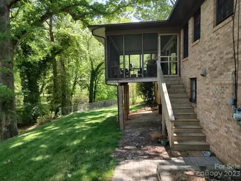 704 3rd Ne Ave, Conover, NC 28613 photo 29