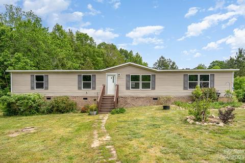 2776 Leadoff Rd, Lancaster, SC 29720
