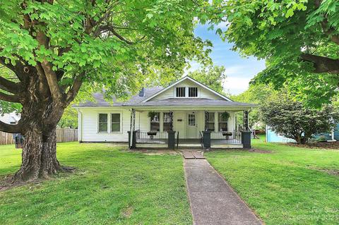 314 Arlington St, Forest City, NC 28043