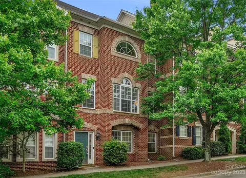 9409 Kings Parade Blvd, Charlotte, NC 28273