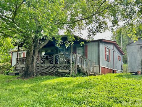 1362 Alexander Rd, Leicester, NC 28748