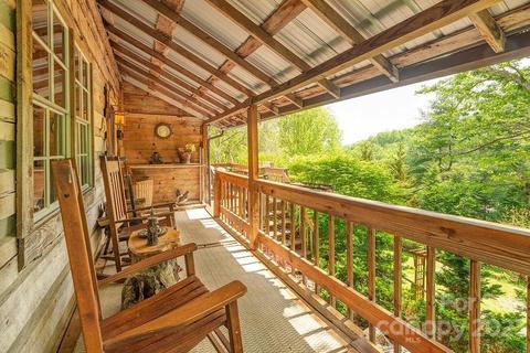 2222 Roaring Fork Rd, Mars Hill, NC 28754 photo 2
