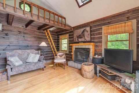 2222 Roaring Fork Rd, Mars Hill, NC 28754 photo 5
