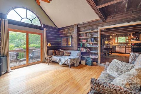 2222 Roaring Fork Rd, Mars Hill, NC 28754 photo 6