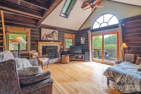 2222 Roaring Fork Rd, Mars Hill, NC 28754 photo 4