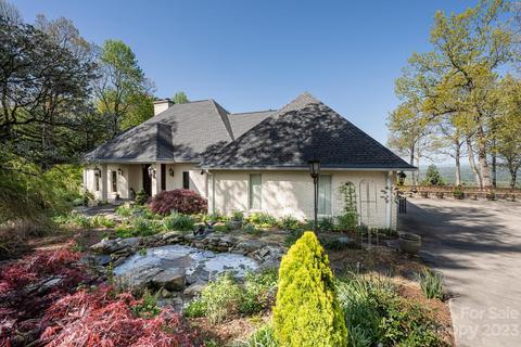 115 Poplar Loop Dr, Flat Rock, NC 28731