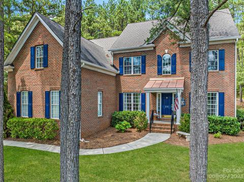212 Silvercliff Dr, Mount Holly, NC 28120