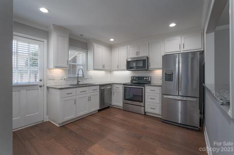 2502 Round Table Rd, Monroe, NC 28110 photo 8