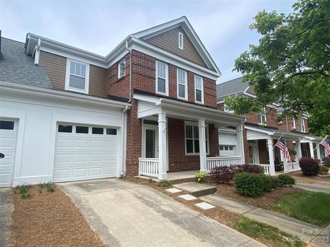 18521 Mizzenmast Ave, Cornelius, NC 28031