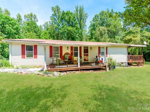 311 Jay Stafford Ln, Taylorsville, NC 28681