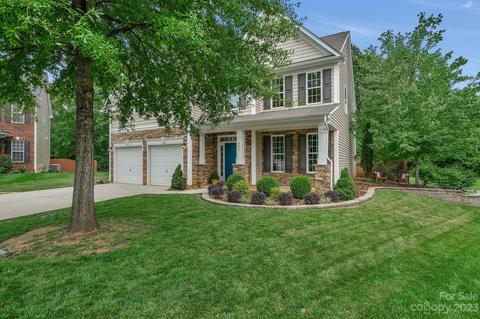 446 Glandon Ct, Fort Mill, SC 29708 photo 2