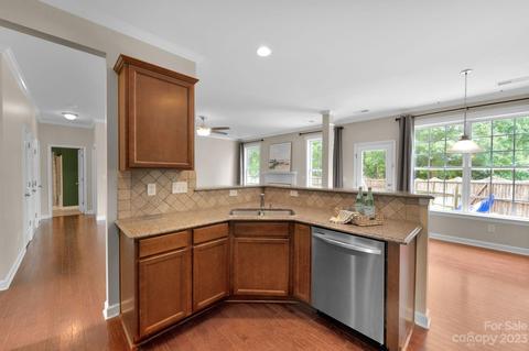 446 Glandon Ct, Fort Mill, SC 29708 photo 16