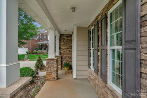 446 Glandon Ct, Fort Mill, SC 29708 photo 4