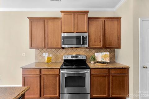 446 Glandon Ct, Fort Mill, SC 29708 photo 18