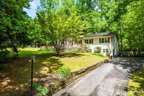 551 Avery Creek Rd, Arden, NC 28704