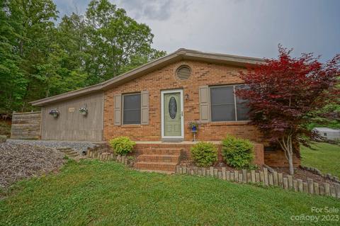 2436 Lynn Dr, Concord, NC 28025