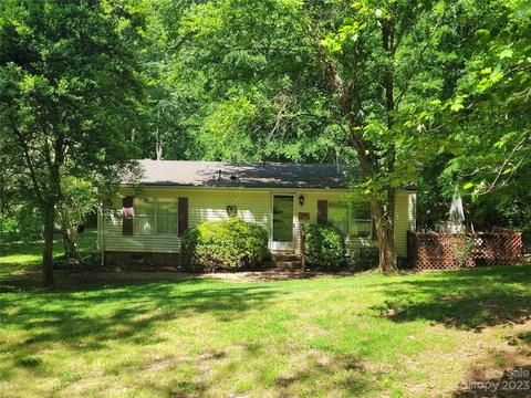8057 Longbriar Dr, Kannapolis, NC 28081