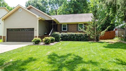 9615 Huntsham Rd, Charlotte, NC 28227
