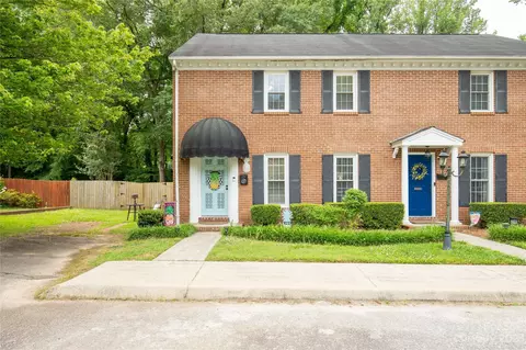 1033 Meadow Dr, Lancaster, SC 29720 photo 4
