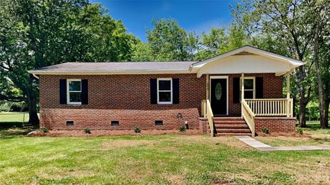 306 Airport Rd, Kannapolis, NC 28081