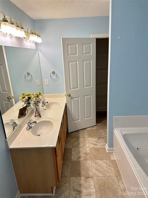 208 Phillip Dr, Salisbury, NC 28146 photo 13