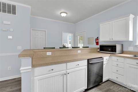 4076 Library Ln NW, Conover, NC 28613 photo 11