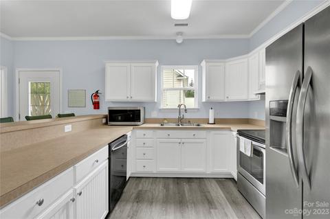 4076 Library Ln NW, Conover, NC 28613 photo 9