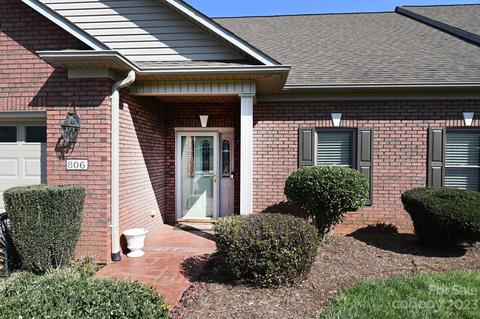 806 3rd St NE, Conover, NC 28613 photo 2