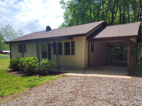 90 Bennett Rd, Candler, NC 28715