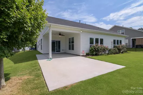 403 Broadleaf Dr, Denver, NC 28037 photo 44