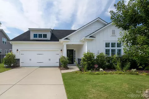 403 Broadleaf Dr, Denver, NC 28037