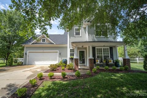 1001 Benning Cir, Indian Trail, NC 28079