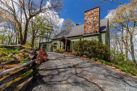 1203 Grassy Mountain Rd, Little Switzerland, NC 28749