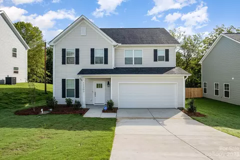 13313 Circle Dr, Charlotte, NC 28262