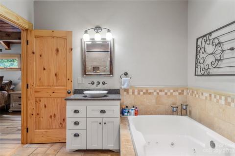 334 Clark Rd, Clyde, NC 28721 photo 18