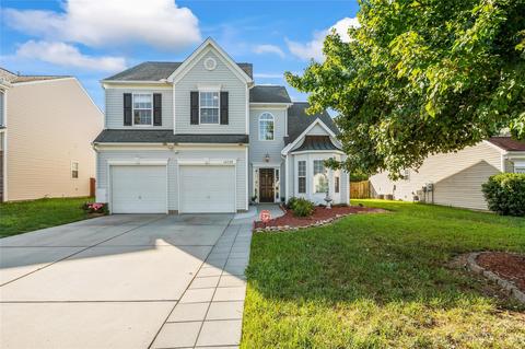 14728 Asheton Creek Dr, Charlotte, NC 28273
