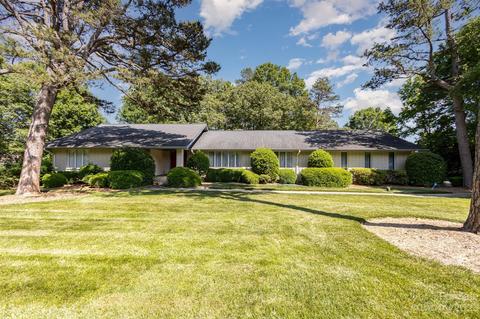 2616 Rolling Hills Dr, Monroe, NC 28110