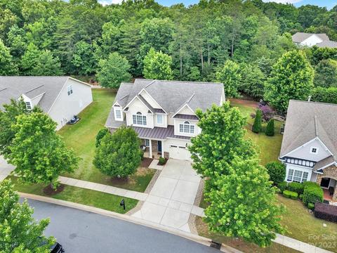 1362 Secret Path Dr, Fort Mill, SC 29708