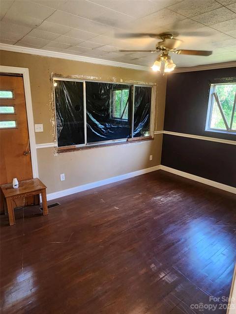 1044 Granny St, Conover, NC 28613 photo 7
