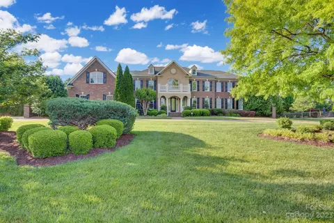 308 Silent Meadow Ct, Marvin, NC 28173