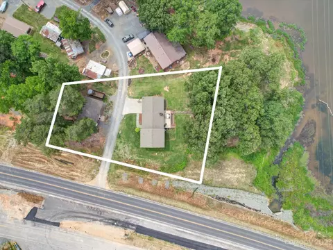 4851 Nc Hwy 2427 Hwy, Mount Gilead, NC 27306