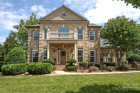 209 Fischer Rd, Fort Mill, SC 29715