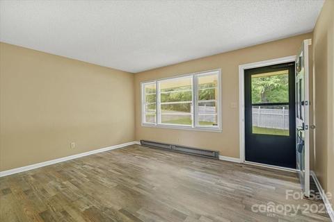 2012 Barbarosa Dr, Lancaster, SC 29720 photo 5