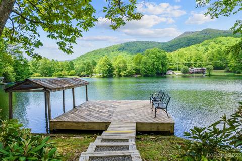 75 Echo Lake Dr, Fairview, NC 28730 photo 3
