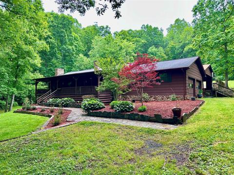 2998 England Way, Morganton, NC 28655