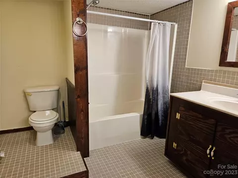 112 Poteat Dr, Morganton, NC 28655 photo 28