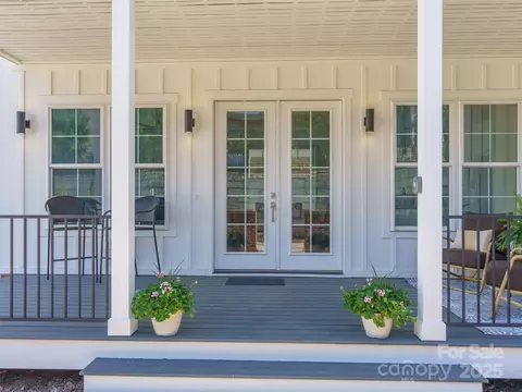 Exterior - 55 Skyvue E Ct #E, Saluda, NC 28773 photo 12 of 13